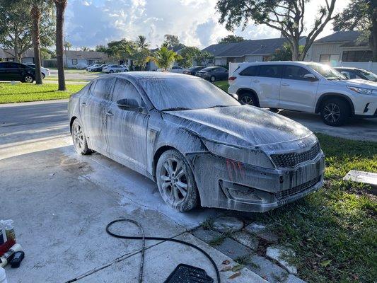 Blanco’s Mobile Car Wash And Detailing