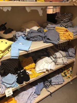 Really cute outfits, cool Ripped jeans etc