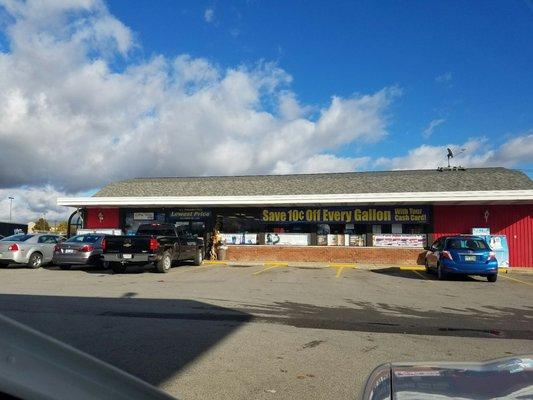 Country Fair Food Store