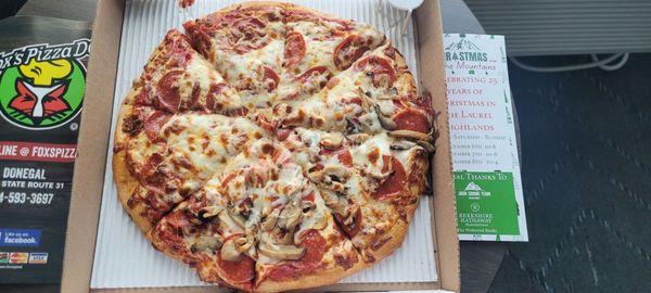 Medium pepperoni,.half mushroom.