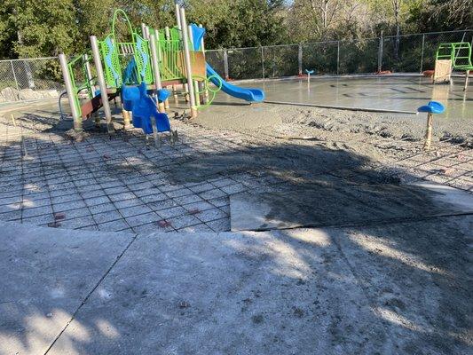 J & J Crete Landscaping