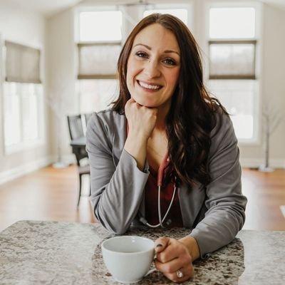 Hi I'm Kathryn! I am the owner and founder of Integro! I can't wait to meet you!