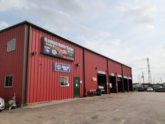 Ramos Auto Sales Parts & Services