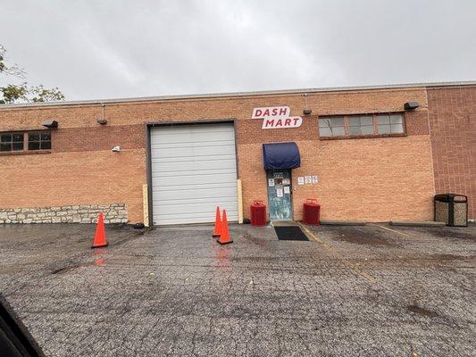 Dash Mart