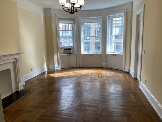 Bergen Plaster Paint & Tile