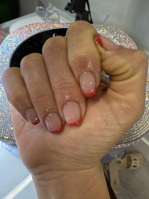 Excelente atención les recomiendo a Evelin