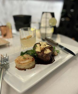 7oz Filet with bleu cheese and a port wine reduction with au gratin potatoes and broccolini.