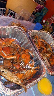 (MEDIUM MALE CRAB) Buy 1 dz Get 1/2 dz free