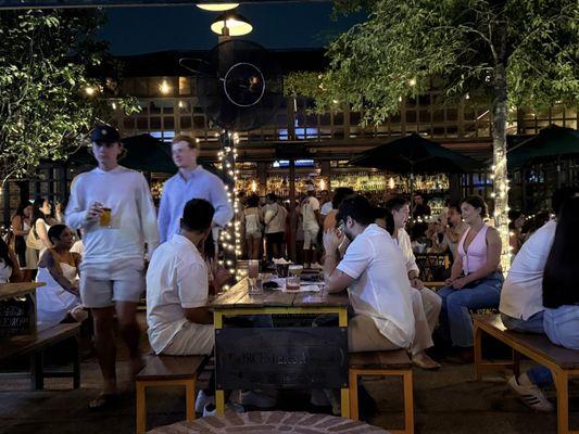 White linen night crowd - took a long while to get drinks. Usually not as crowded and they have two separate bars.