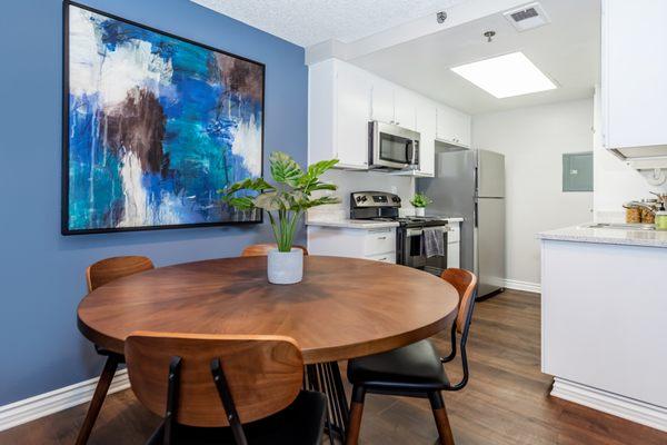 Pinecrest Apartment Homes