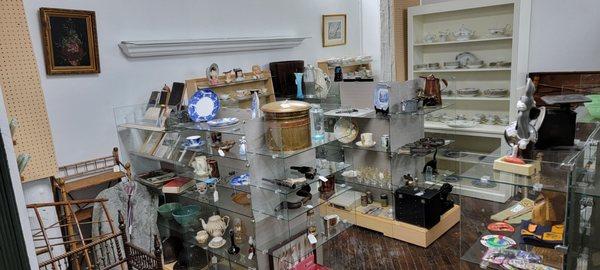 Singer Featherweight Sewing Machine, Copper Decor, Painting, ECT