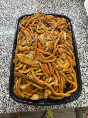 41. House Special Lo Mein