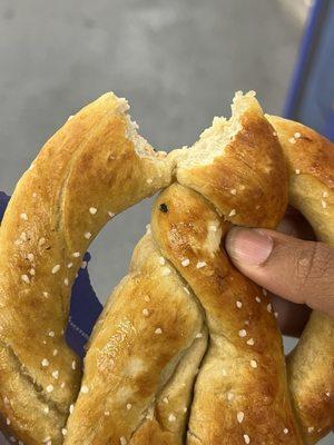 Bug in pretzel
