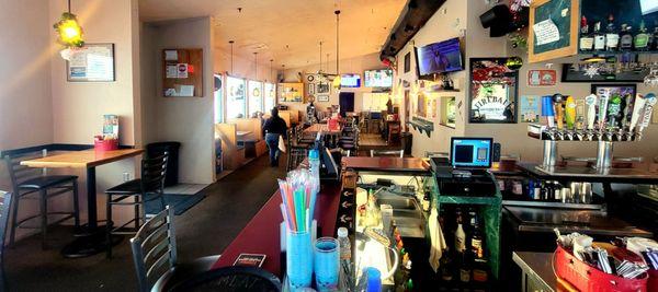 Wings Tavern & Grille