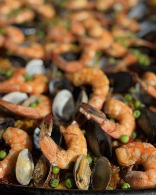Seafood paella