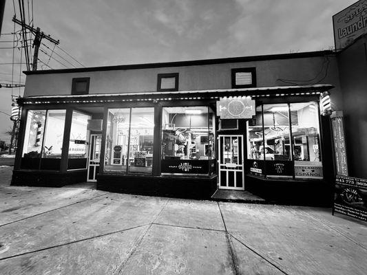 Wills Barber Shop 1