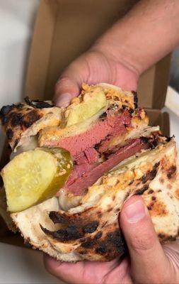 III Mas Bakery & Deli