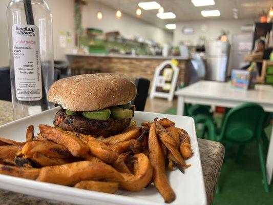 Rawfully Yours Juice Bar & Café