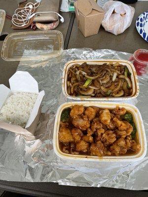 Orange Chicken, extra spicy  Mongolian Beef, cream cheese wontons.