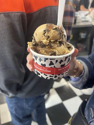 Strachan's Ice Cream & Desserts