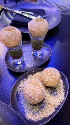 Foreground: Dahi puri, background: pani puri