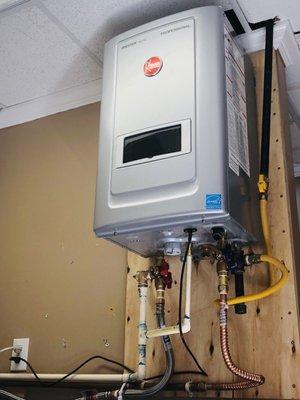Water heating Rheem tankless