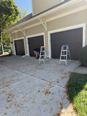 MIKE'S GARAGE DOOR REPAIR