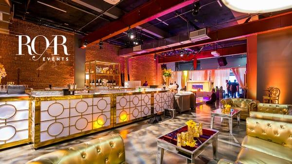 Gold Themed Party for 1,000 people