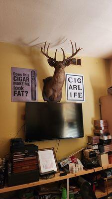 Stogies Cigar Lounge