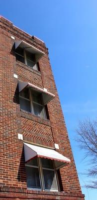 Lincoln Court Apartments