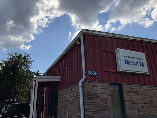 Knuckle Busters Repair Garage