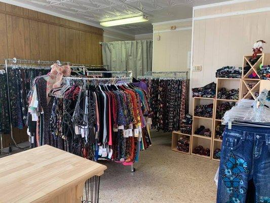 Ada's Crafts & Boutique - Store