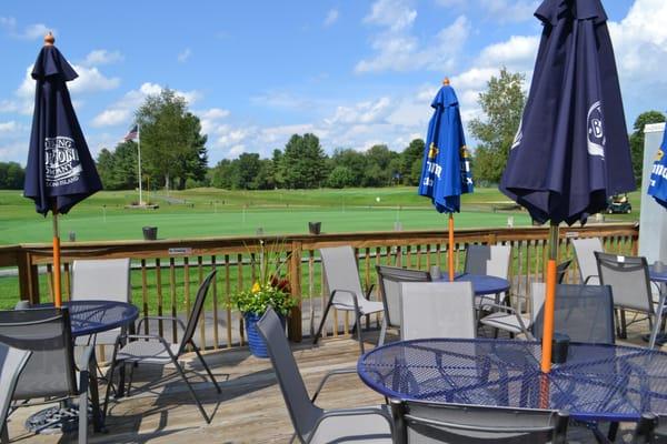 part of the deck is directly in line with the putting green