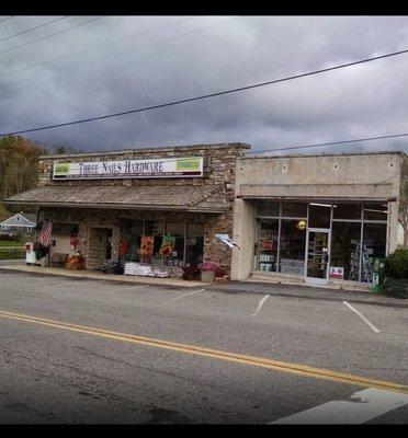 Three Nails Hardware