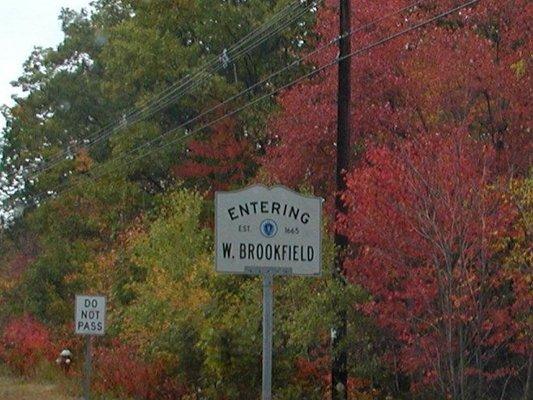 Entering West Brookfield from Brookfield.