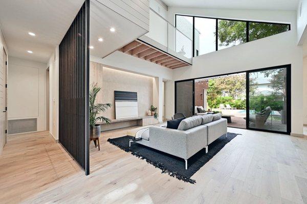 Bobbi Segura - Womack Real Estate