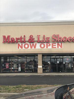 Marti & Liz's Discount Shoes