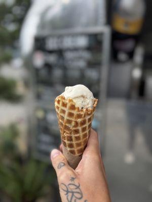 Banana macadamia nut