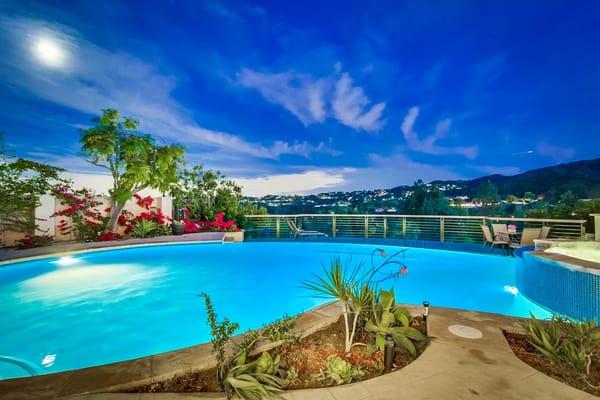 Sima Haghighi Realtor- Keller Williams