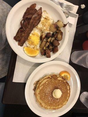 The big blue plate diner breakfast