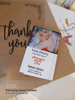 Von Derry -Salon Salon