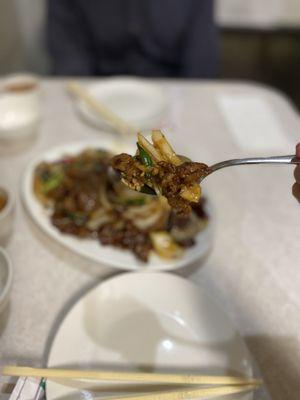 Ling Ling Cuisine Restaurant