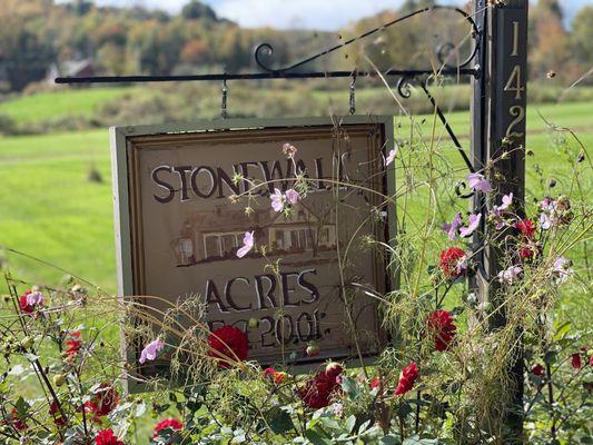 Stone Wall Acres Bed & Breakfast