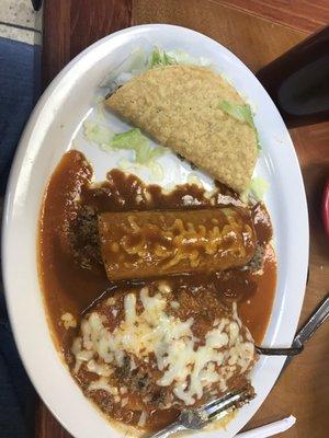 The food was full of flavor.Good portion size. Nice clean restaurant and a very friendly staff.