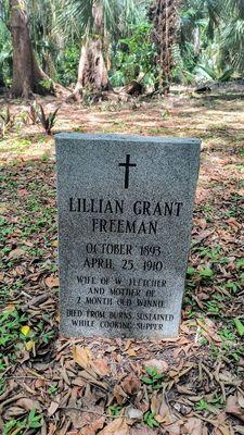 Pinewood-Cocoplum Cemetery