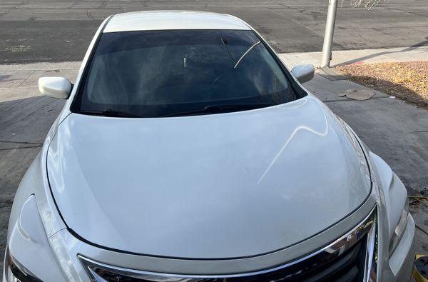 2013 Nissan Altima 2.5 Sv, front windshield sunstrip 5% ceramic