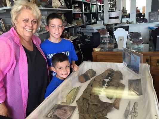 Hampton House Jewelry & Rock Shop