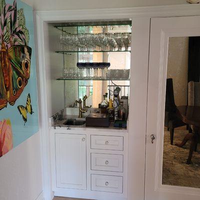 Face frame Inset wet bar