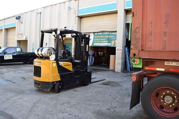 Safari International Shipping