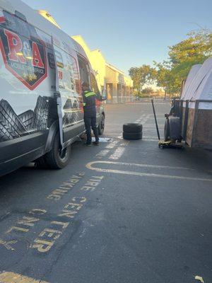 He fixed the tire on the trailer in no time